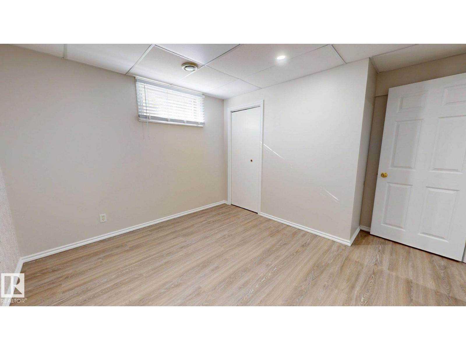 4738 49 St Property Photo 47