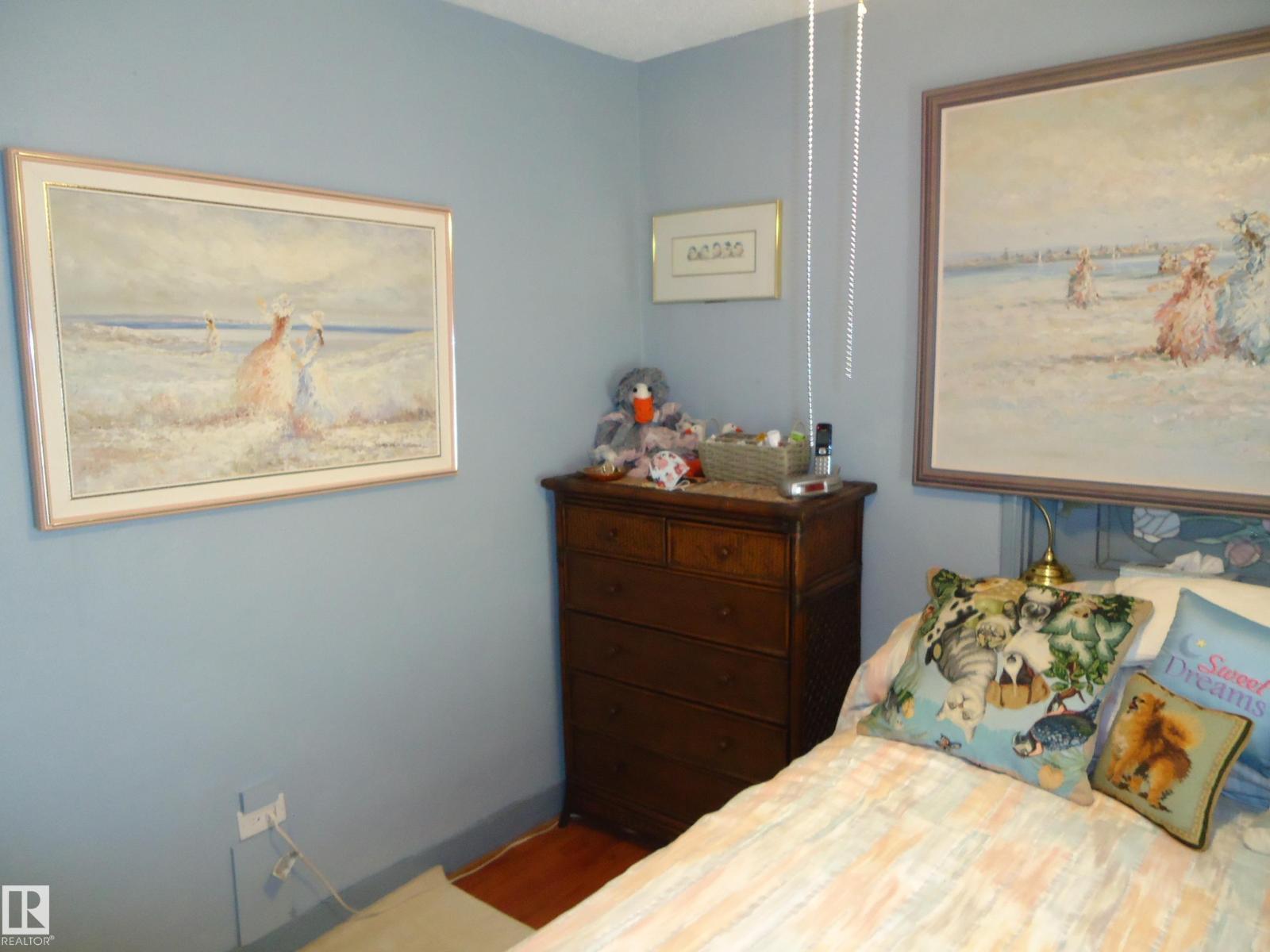 4812 50 Av Property Photo 12