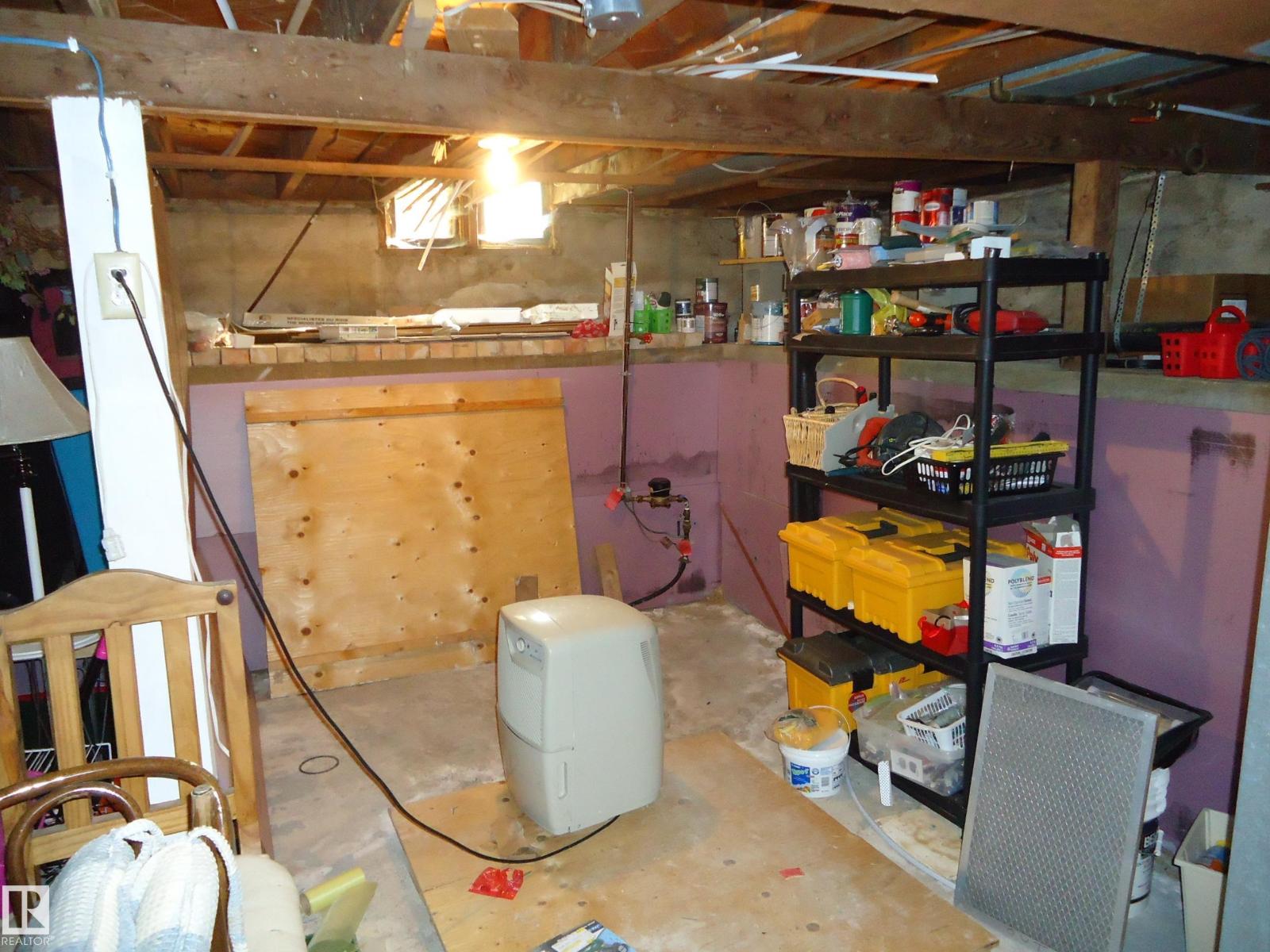 4812 50 Av Property Photo 22