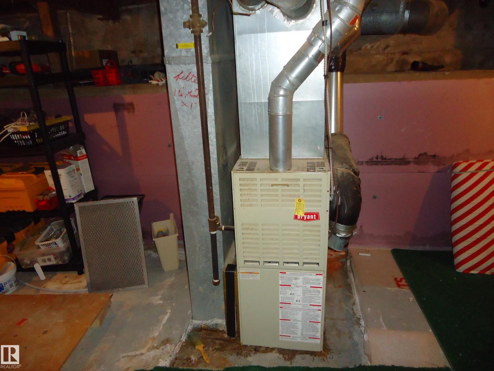 4812 50 Av Property Photo 23