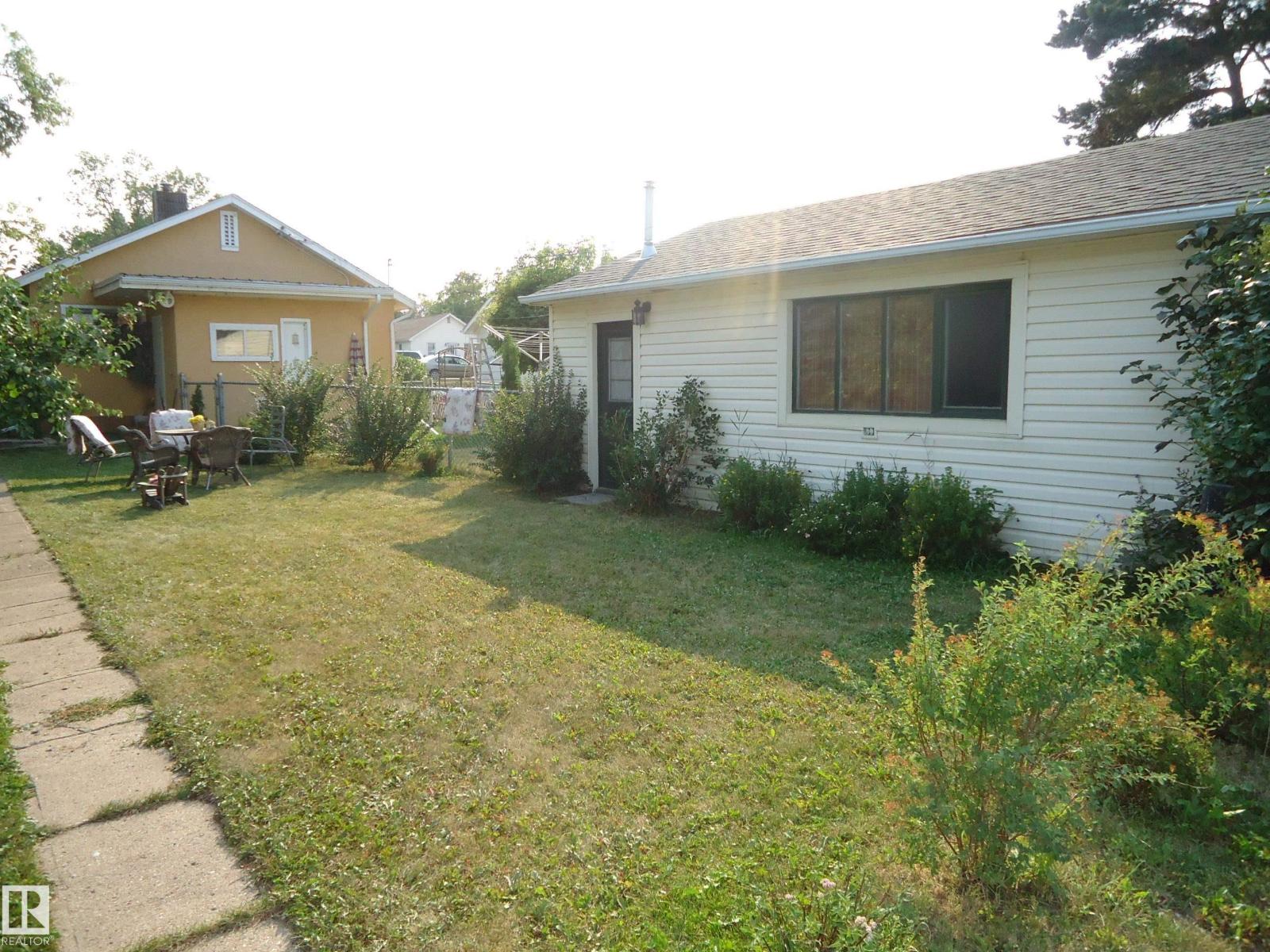4812 50 Av Property Photo 27