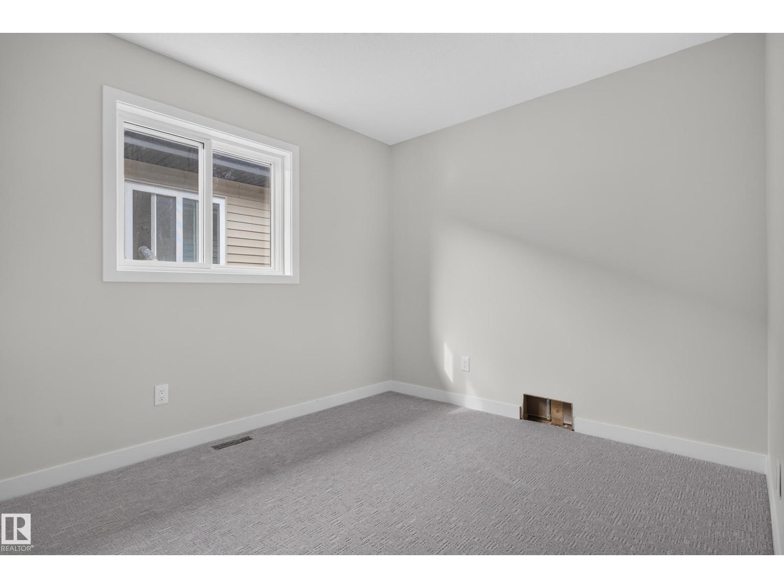 4 Pebble Cv Property Photo 30