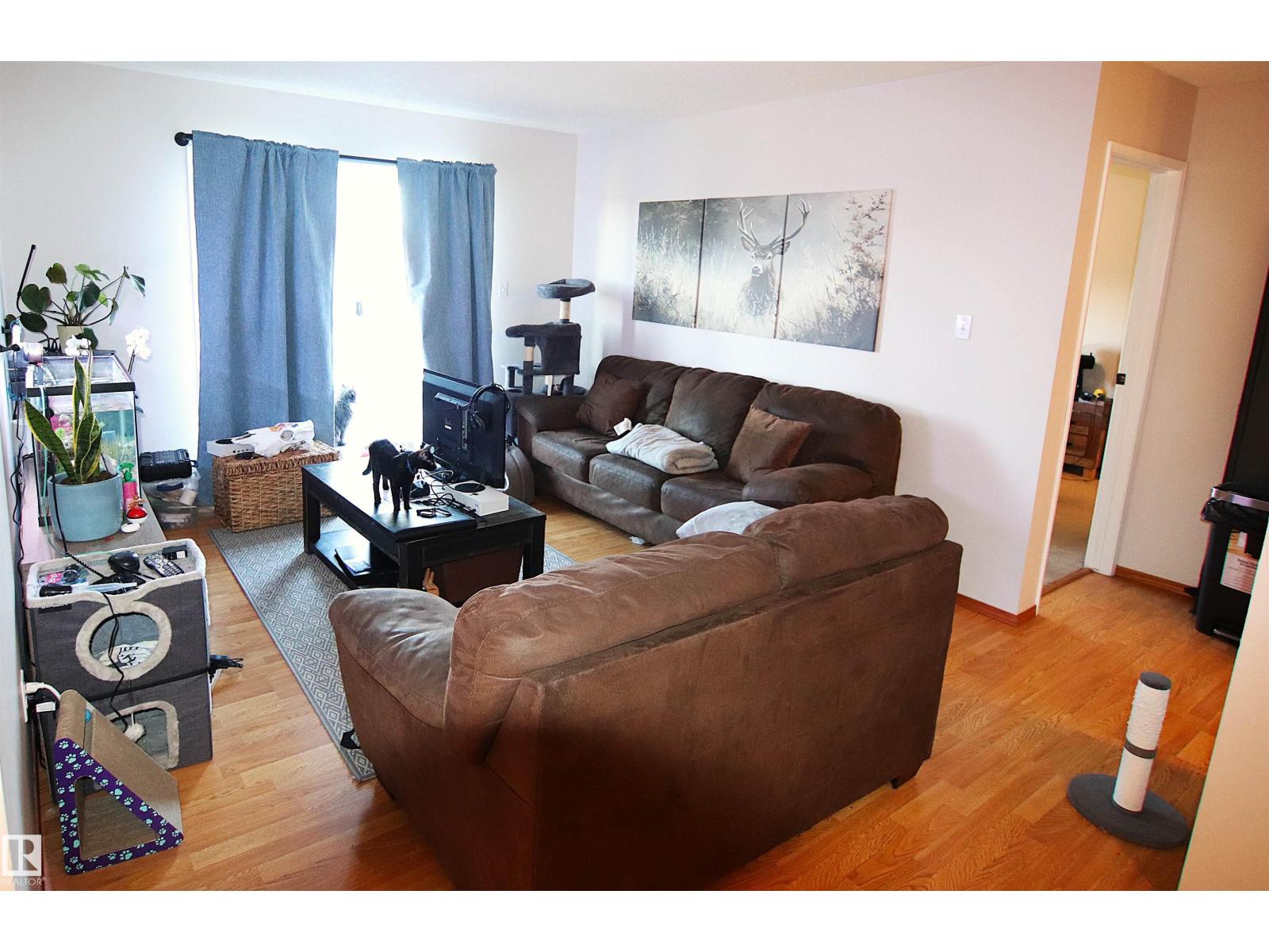 #421 6720 158 Av Nw Property Photo 9