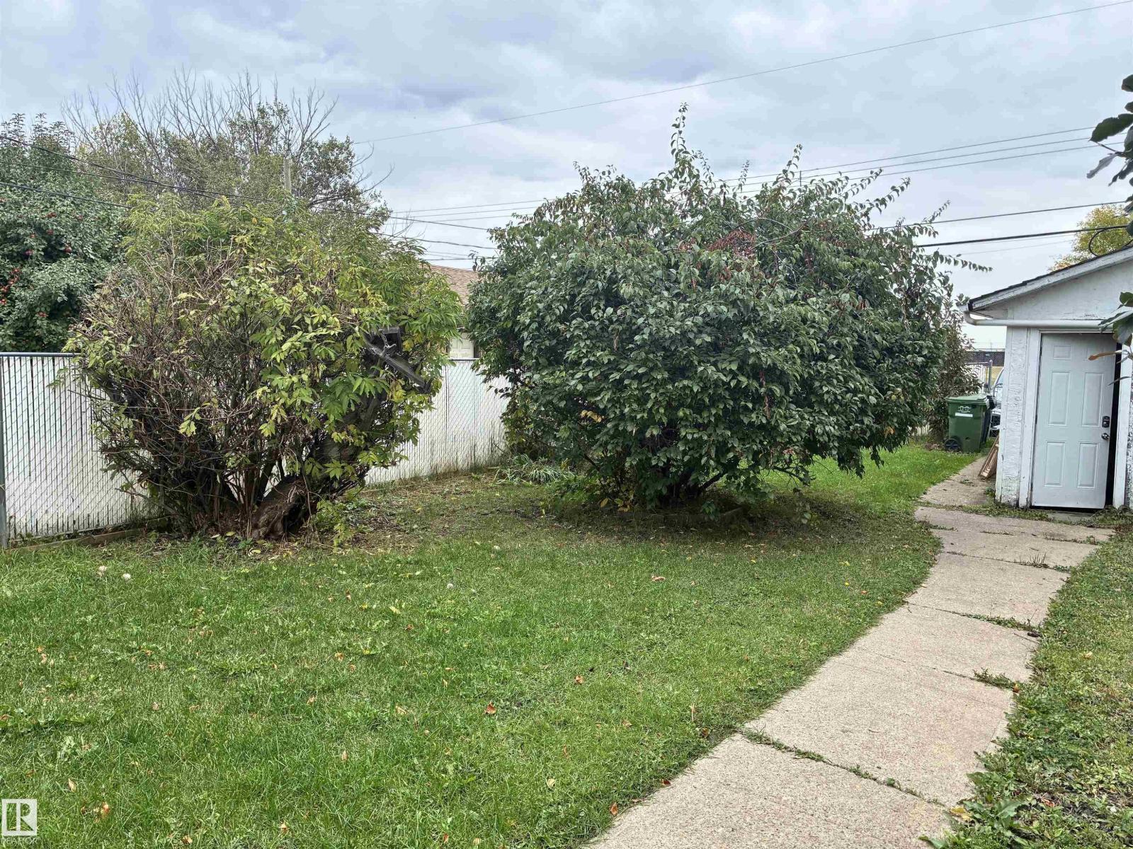 5231 46 St Property Photo 20