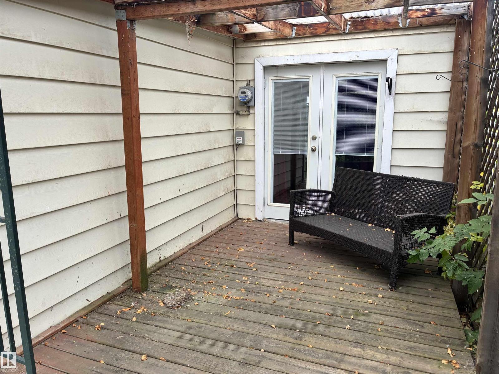 5231 46 St Property Photo 22