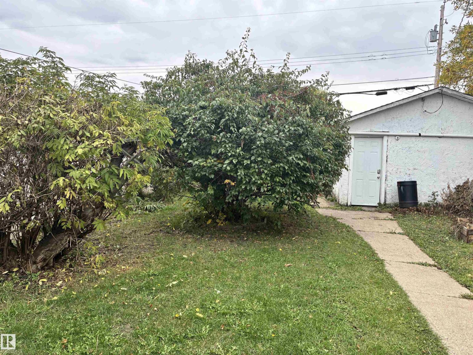 5231 46 St Property Photo 25