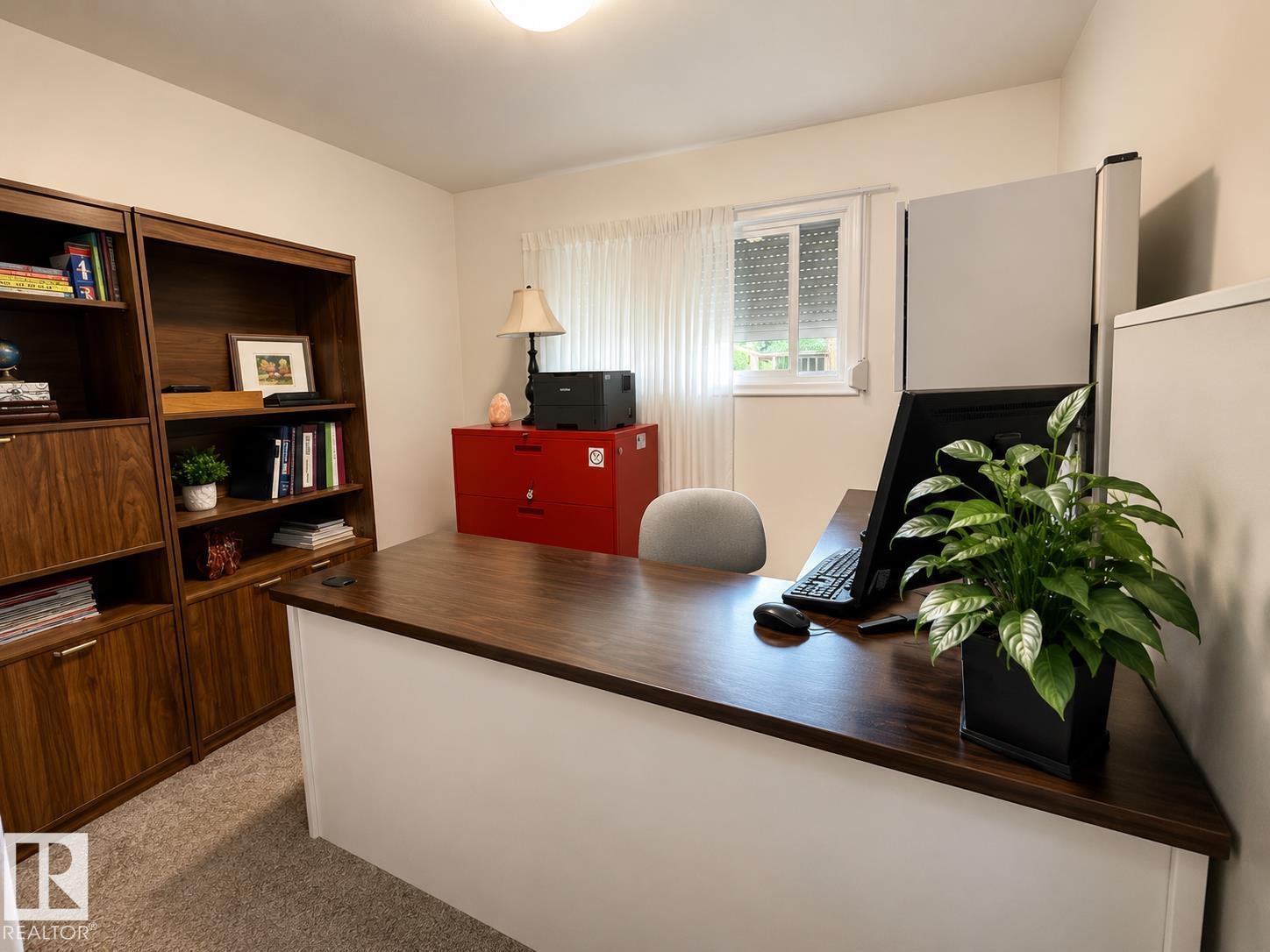 10315 44 St Nw Property Photo 7