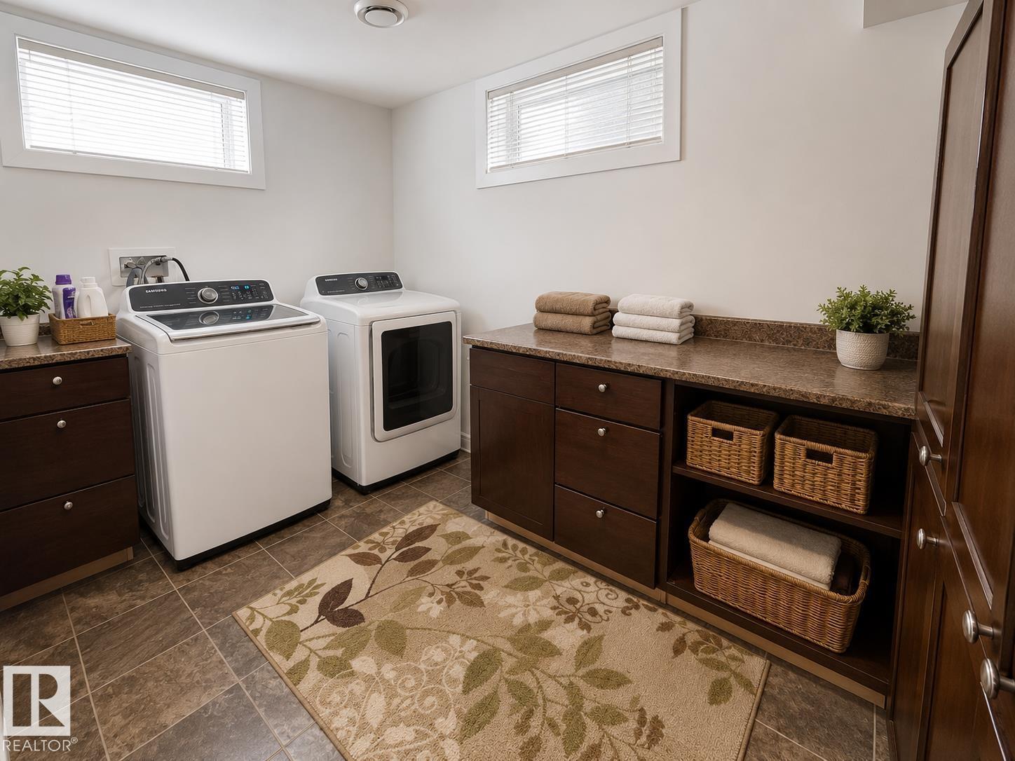 10315 44 St Nw Property Photo 14