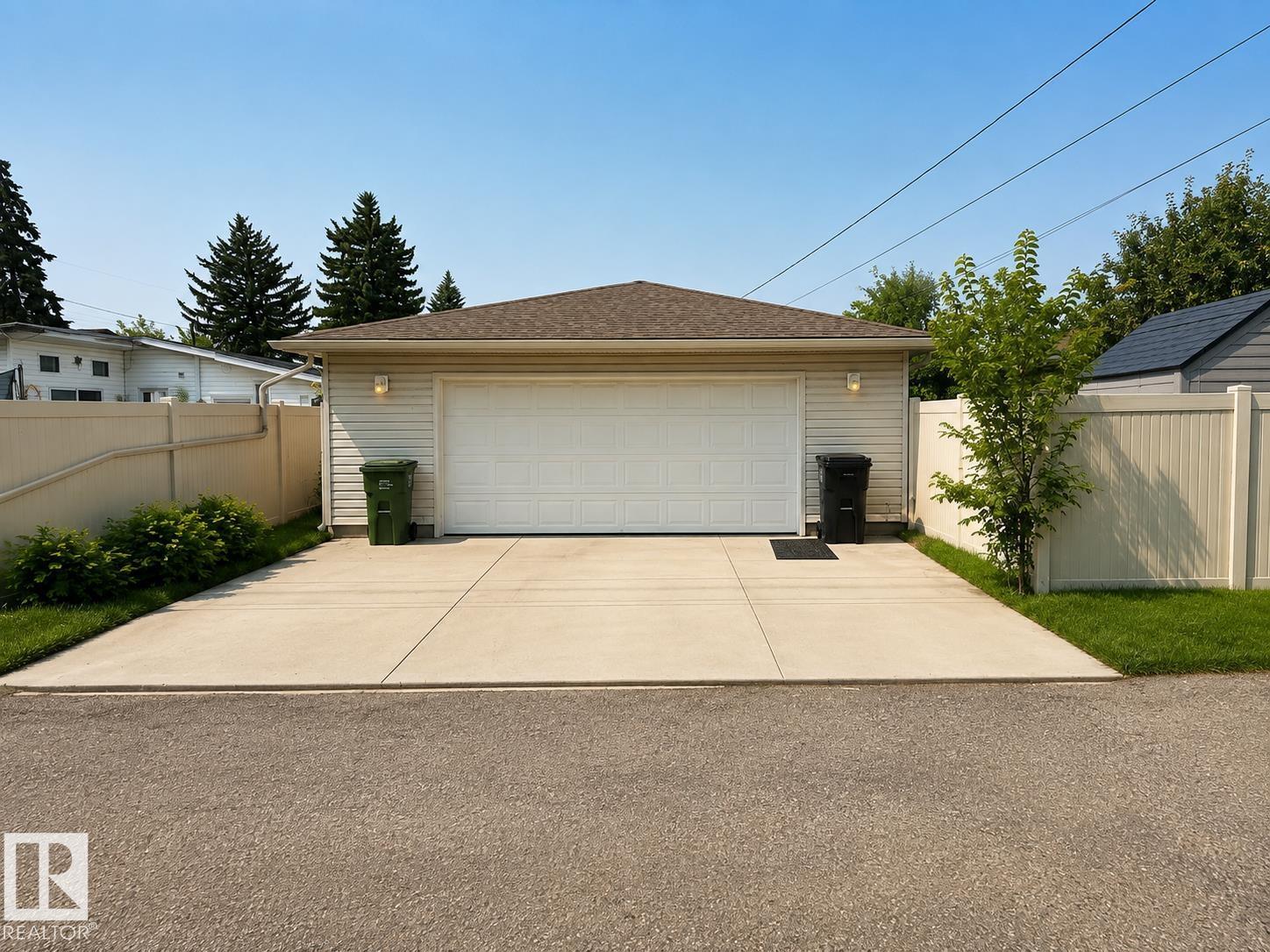 10315 44 St Nw Property Photo 18