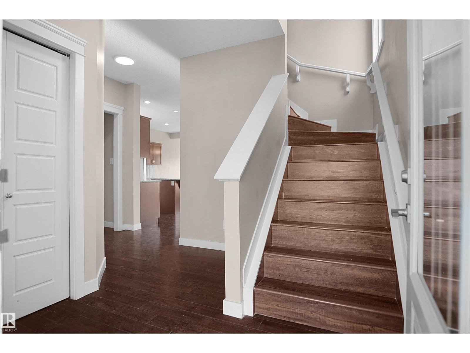 3863 170 Av Nw Property Photo 4