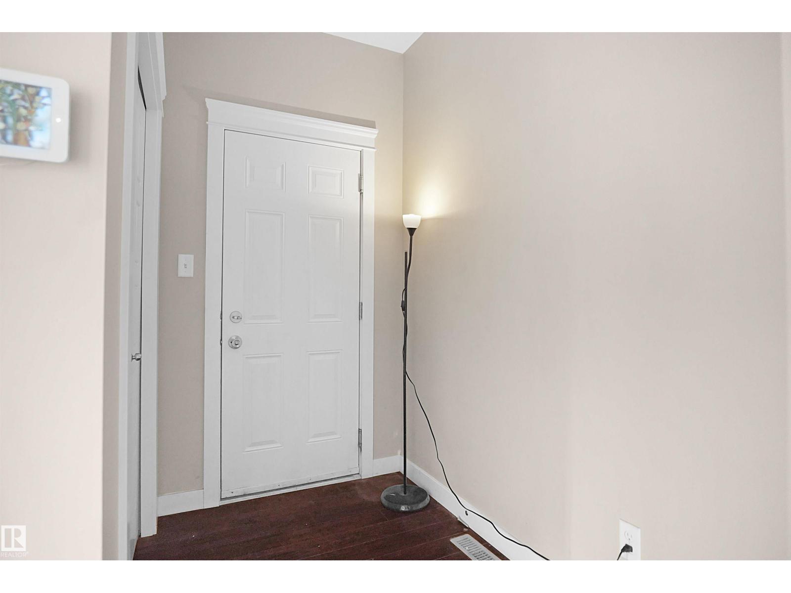 3863 170 Av Nw Property Photo 7