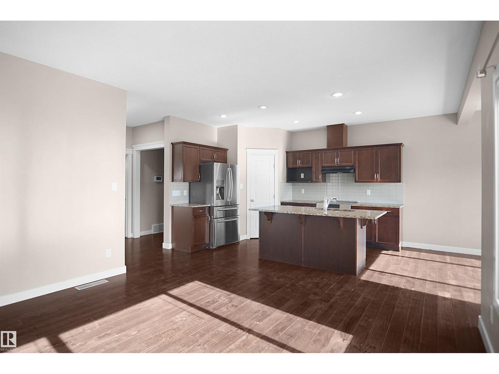 3863 170 Av Nw Property Photo 20