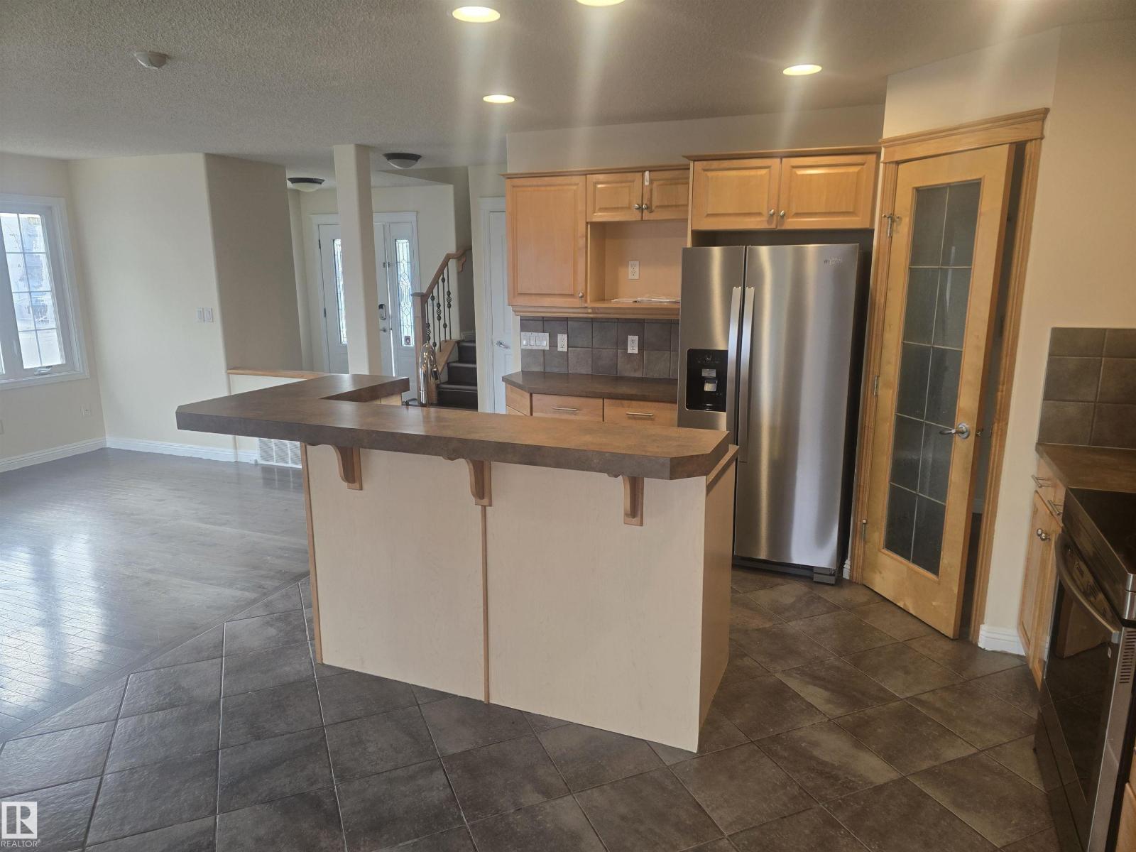 13812 149 Av Nw Property Photo 5