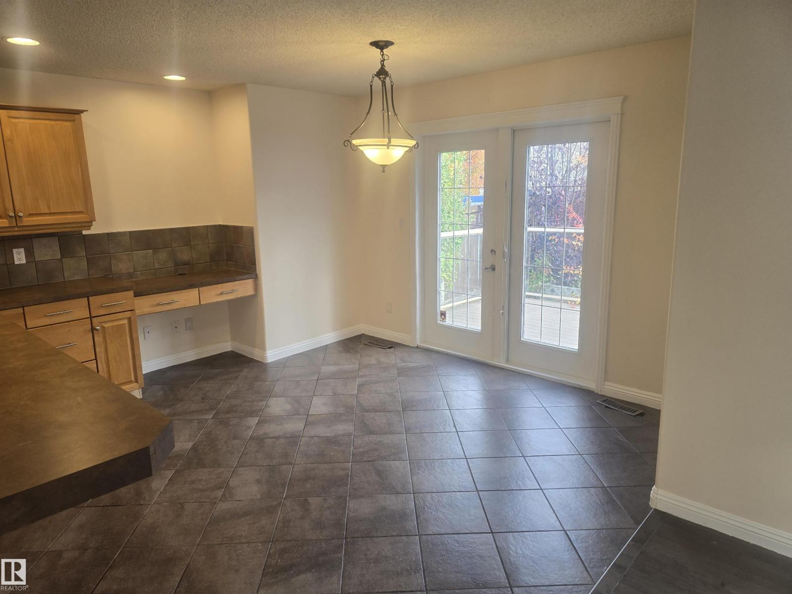 13812 149 Av Nw Property Photo 6