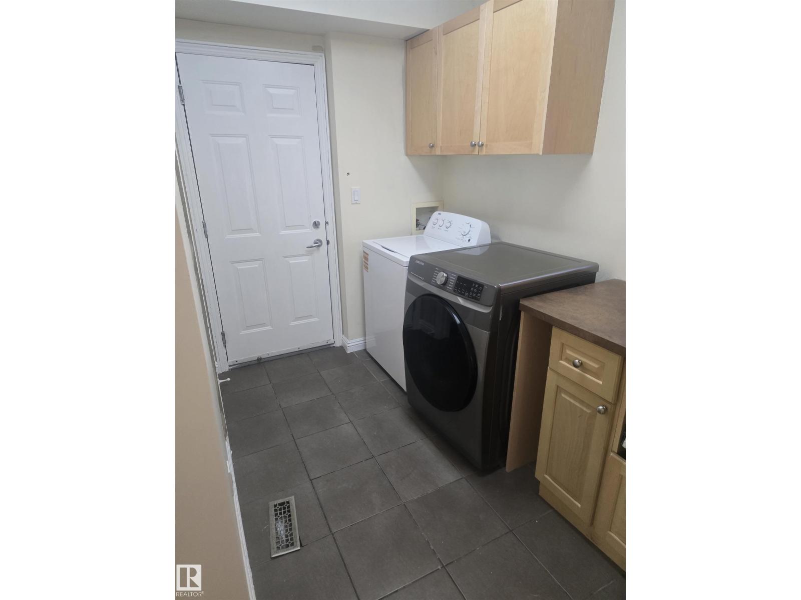 13812 149 Av Nw Property Photo 12