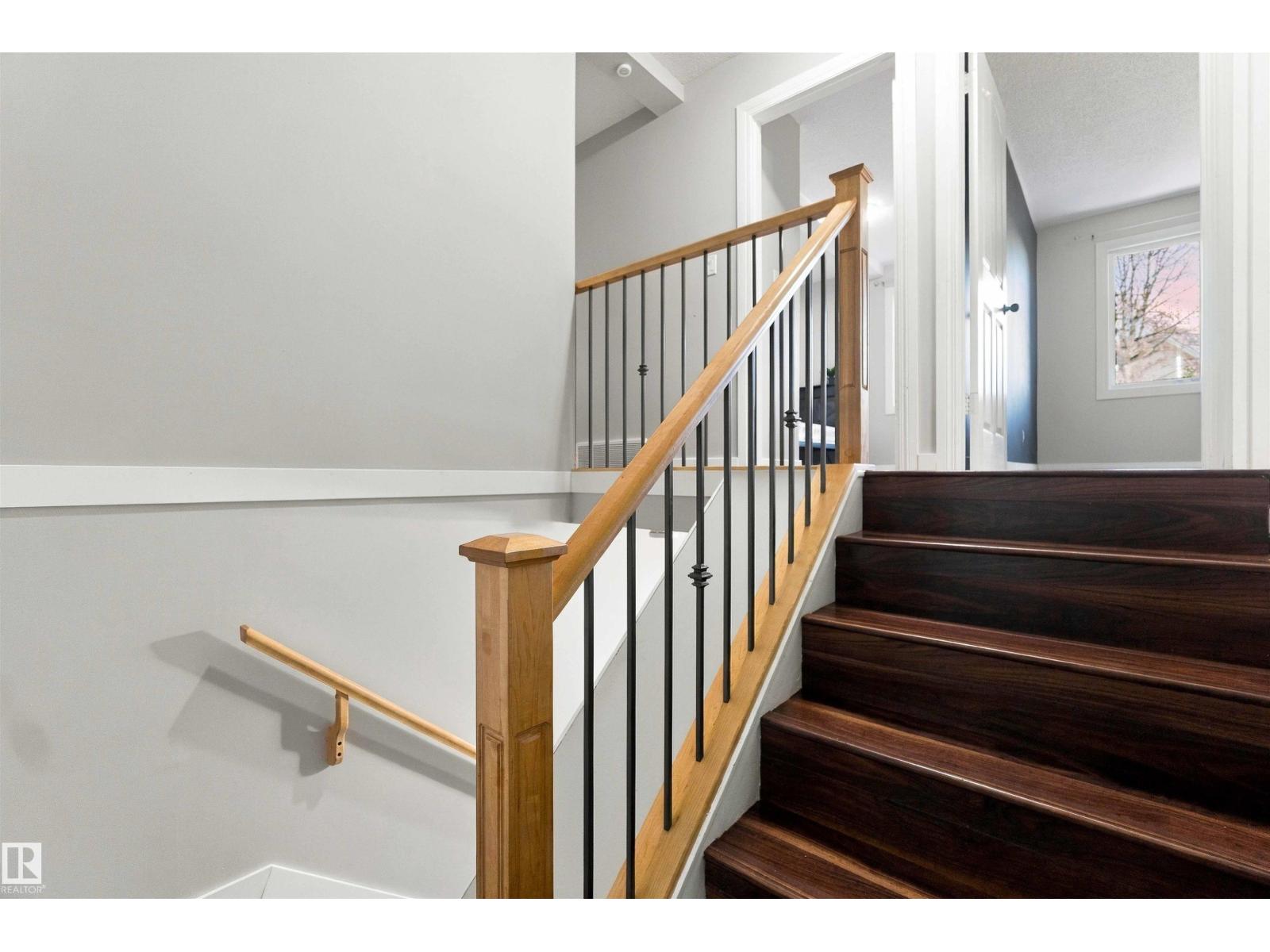 132 Londonderry Square Sq Nw Property Photo 27
