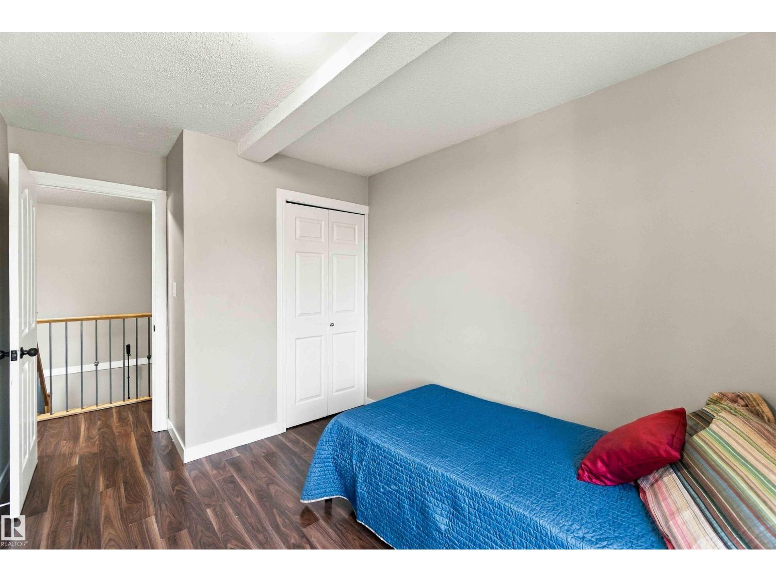 132 Londonderry Square Sq Nw Property Photo 36