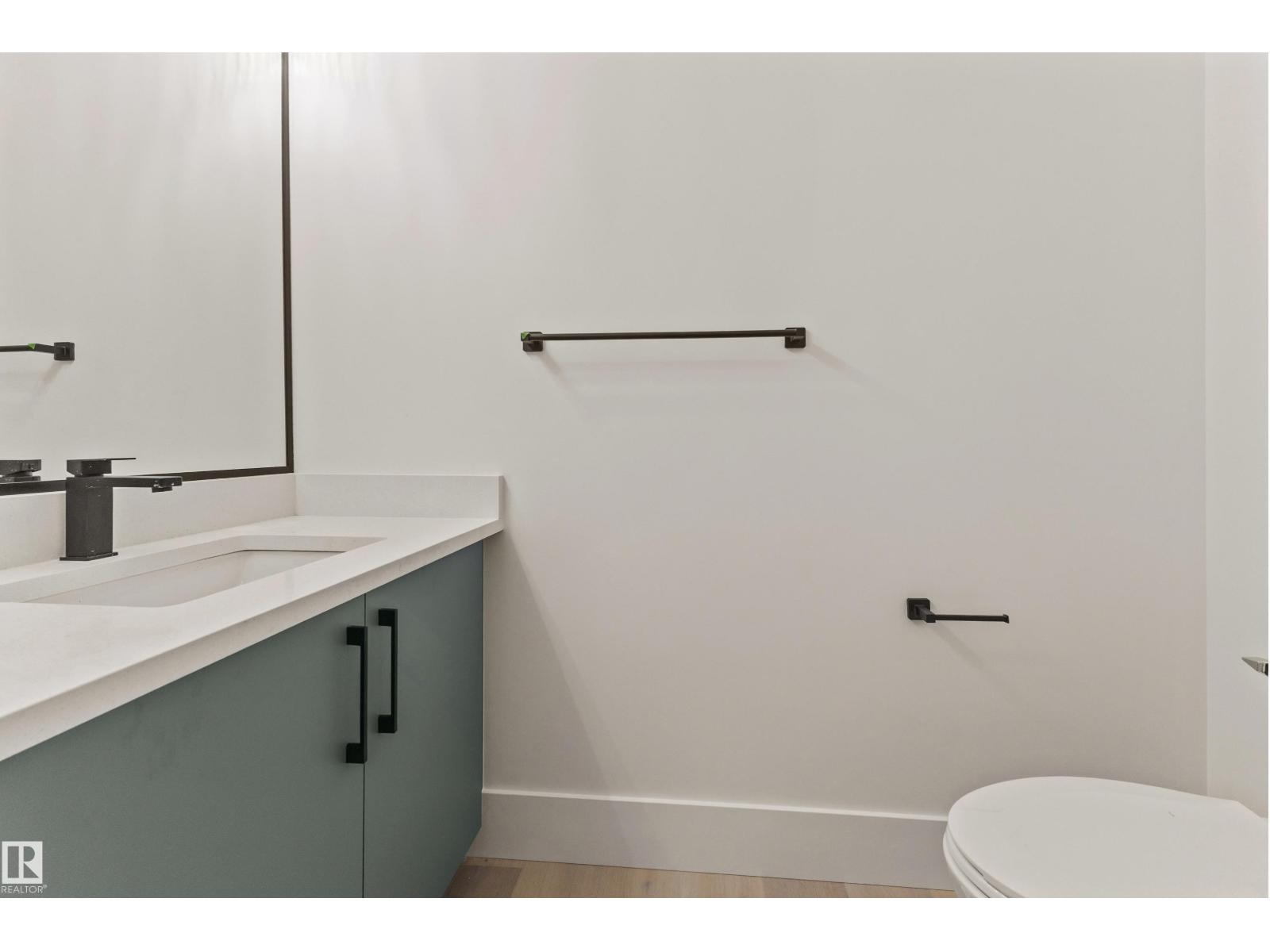 94 Spring Li Property Photo 12