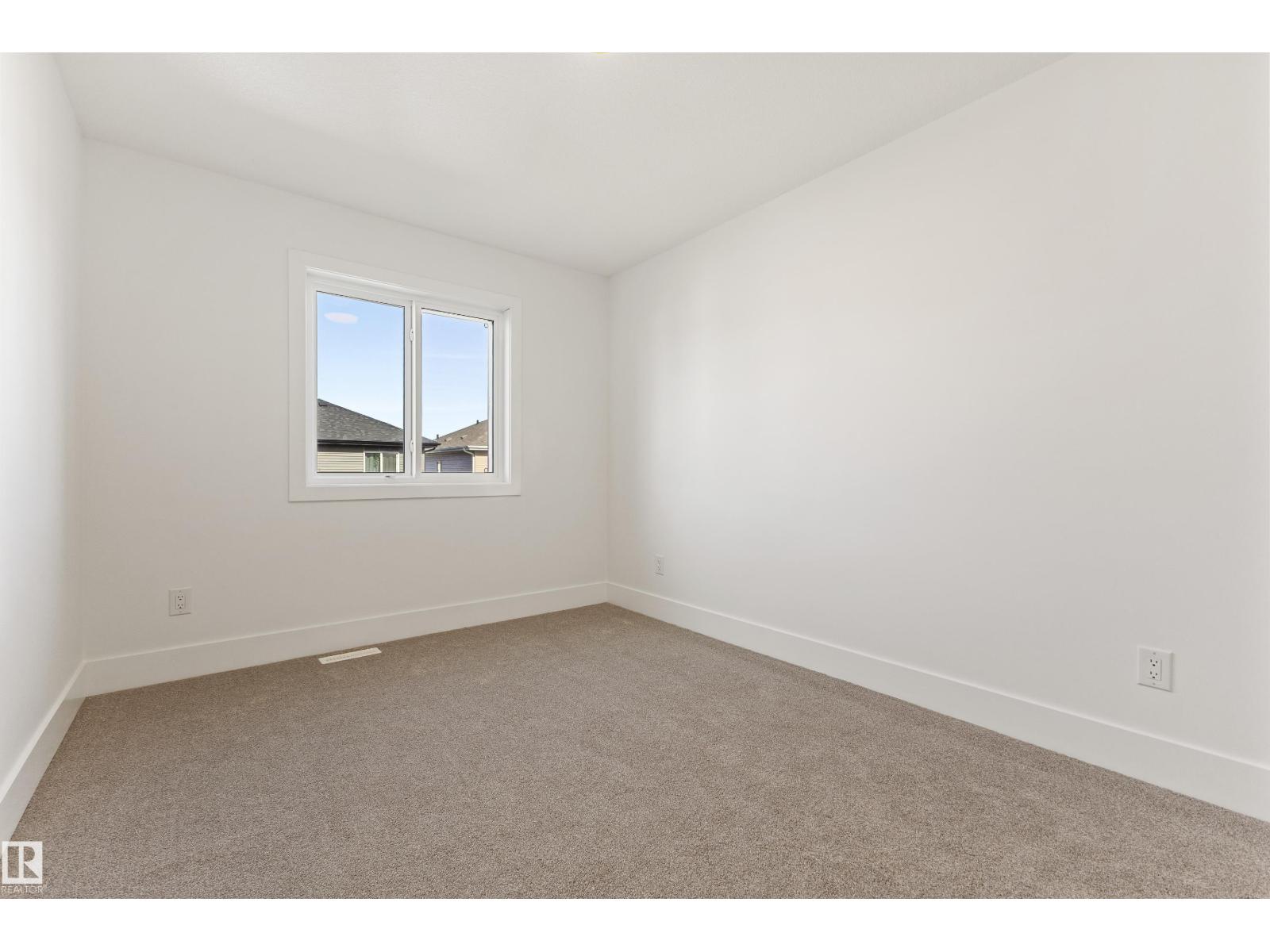 94 Spring Li Property Photo 14