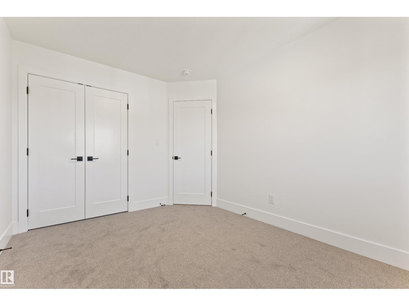 94 Spring Li Property Photo 15