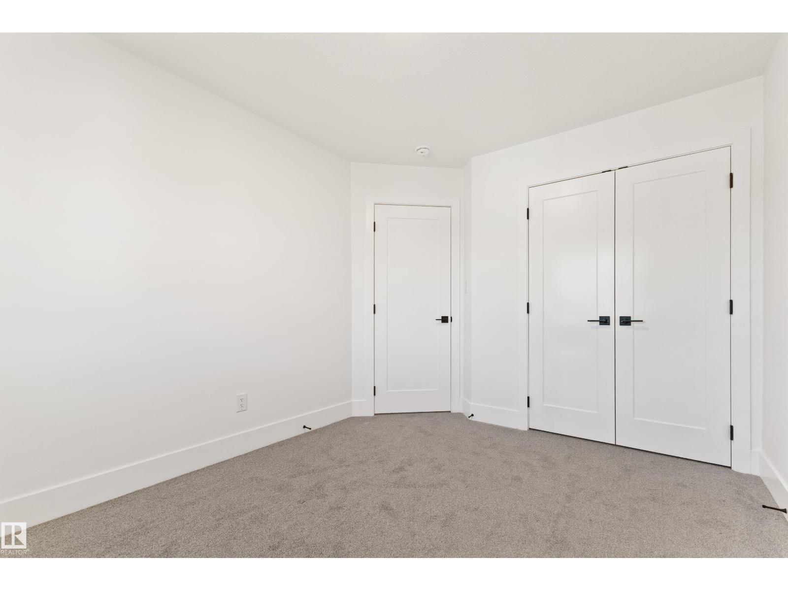 94 Spring Li Property Photo 17