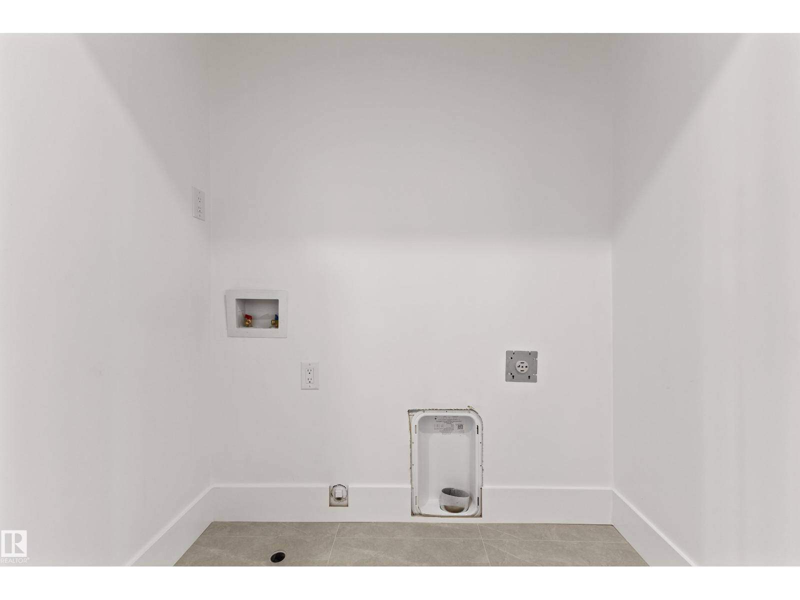 94 Spring Li Property Photo 20