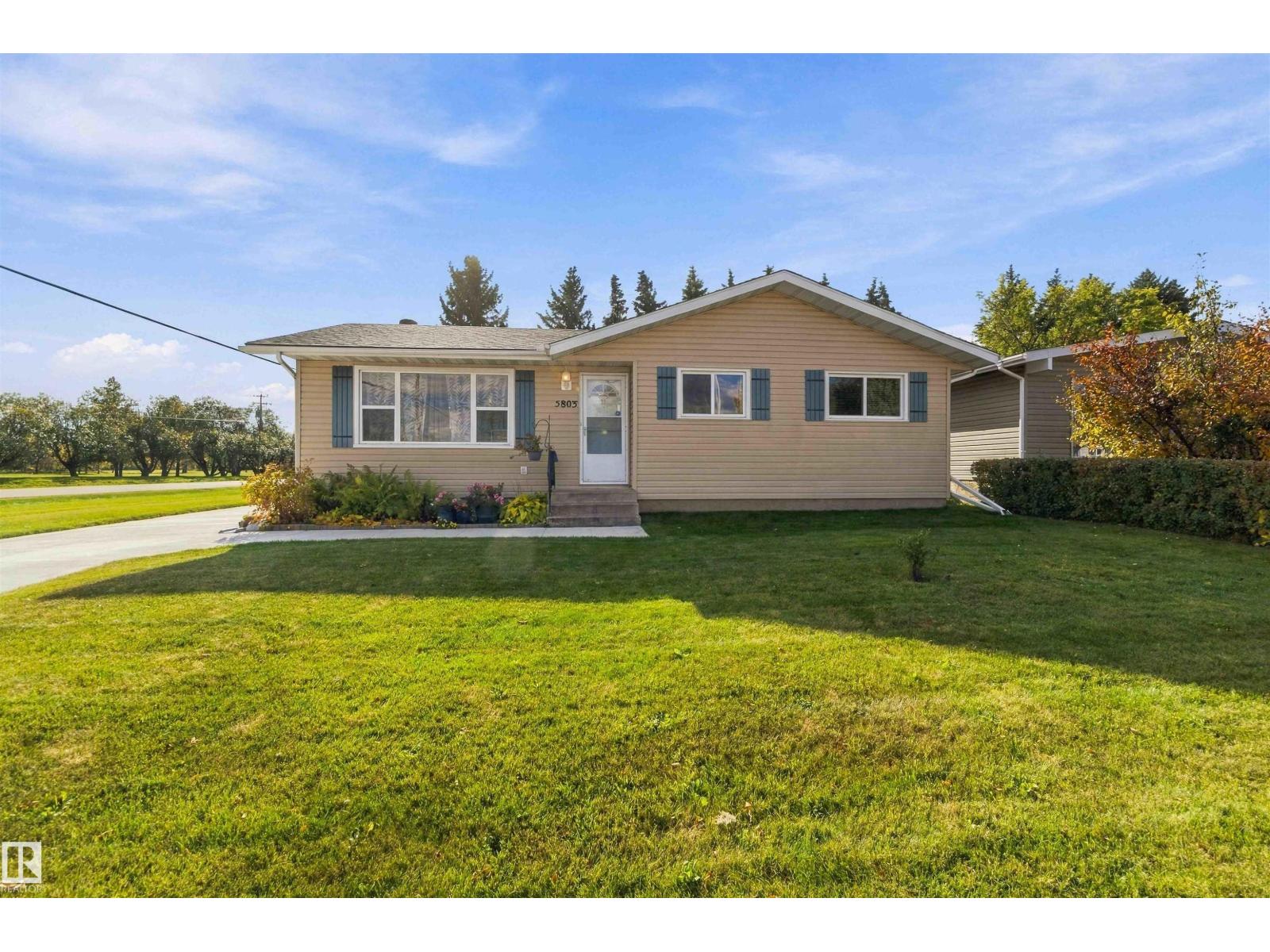 5803 52 Av Property Photo 2