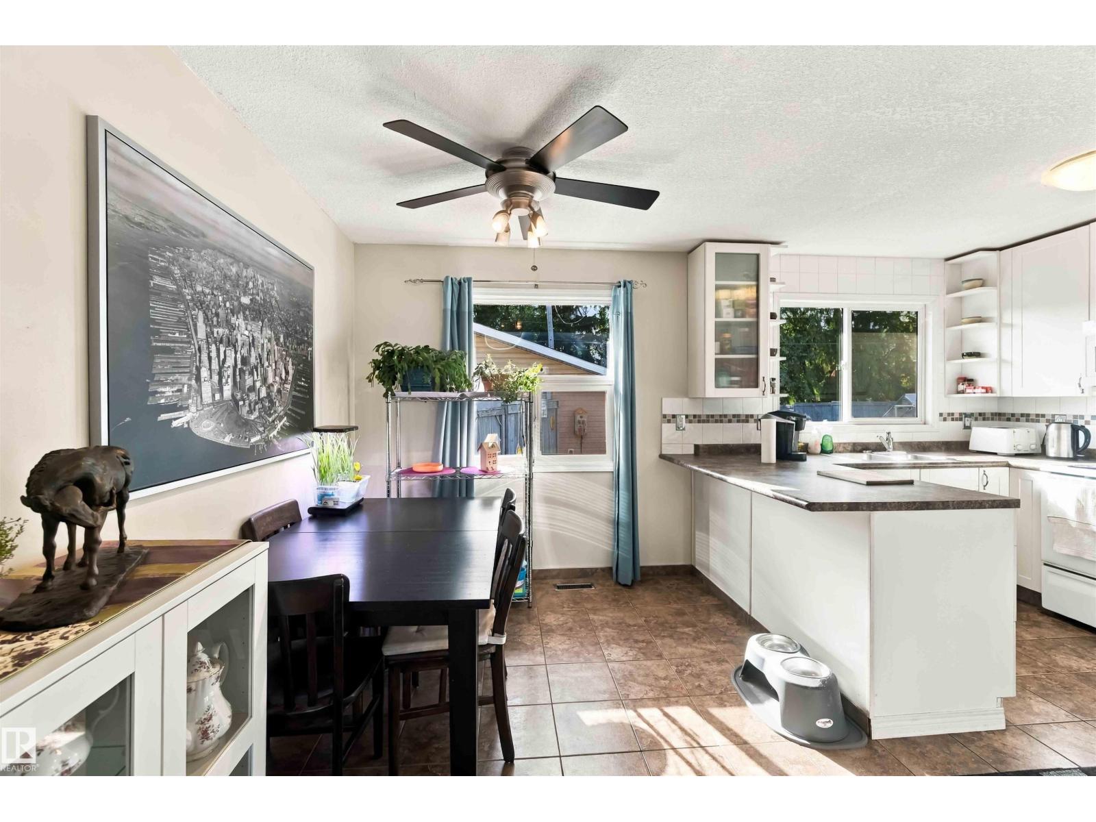 5803 52 Av Property Photo 8