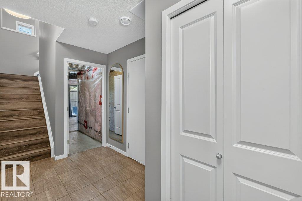 #12 320 Secord Bv Nw Property Photo 7