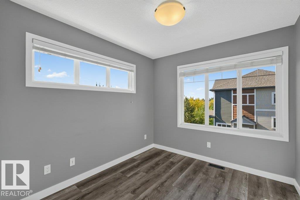 #12 320 Secord Bv Nw Property Photo 28