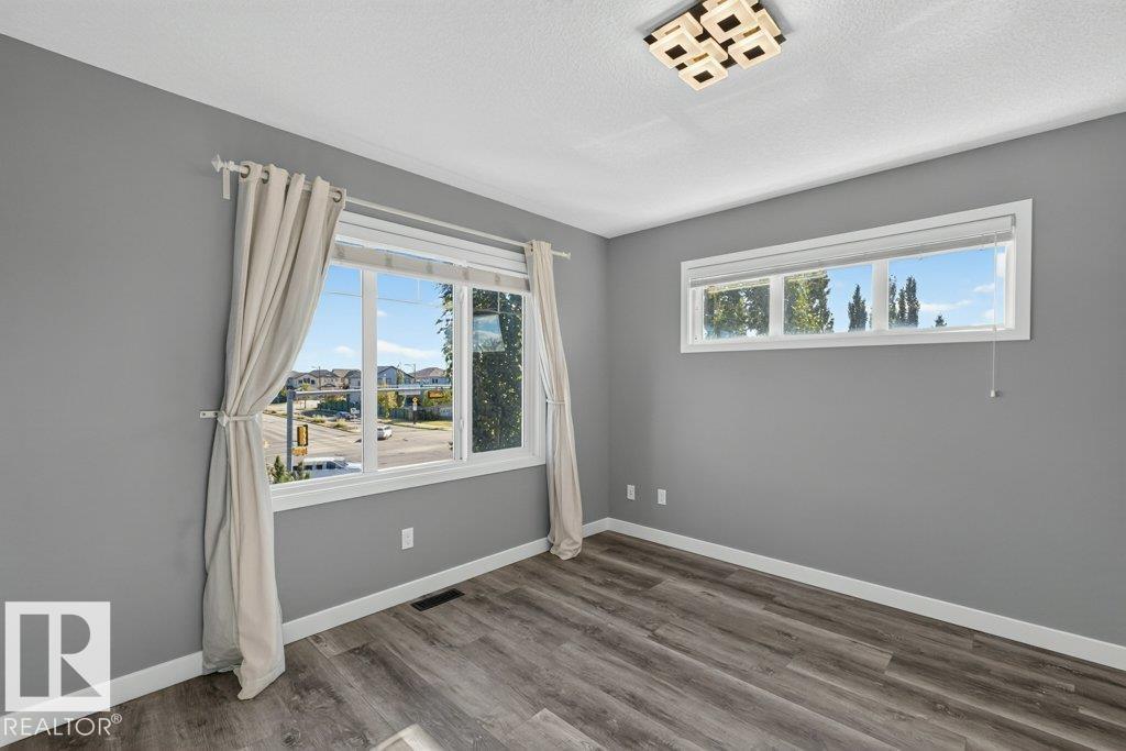 #12 320 Secord Bv Nw Property Photo 33