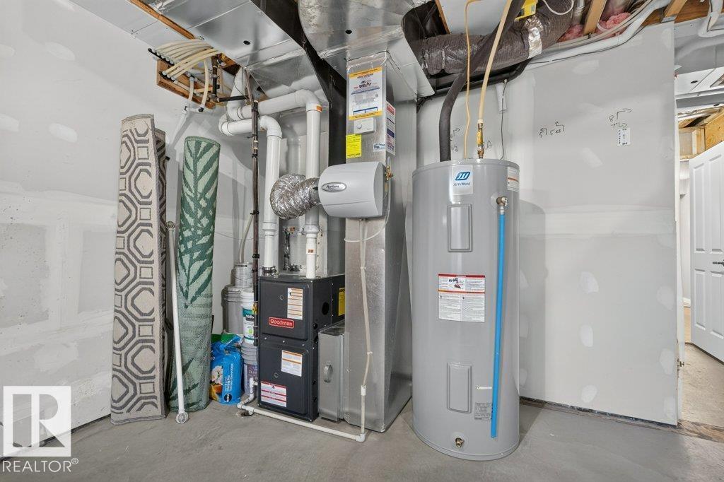 #12 320 Secord Bv Nw Property Photo 40