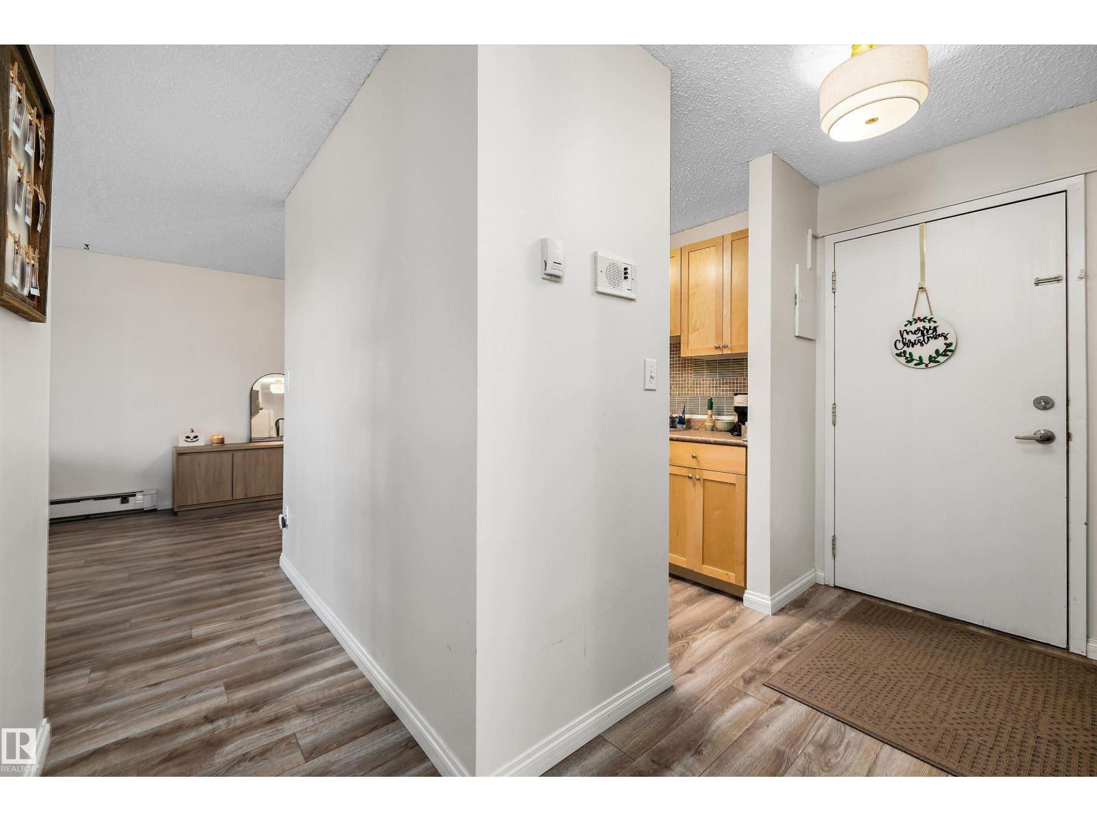 #302 51 Brown St Property Photo 4