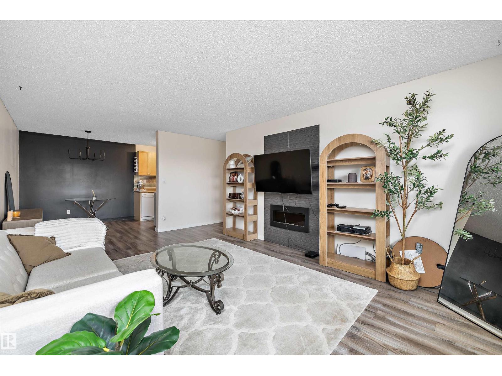 #302 51 Brown St Property Photo 16
