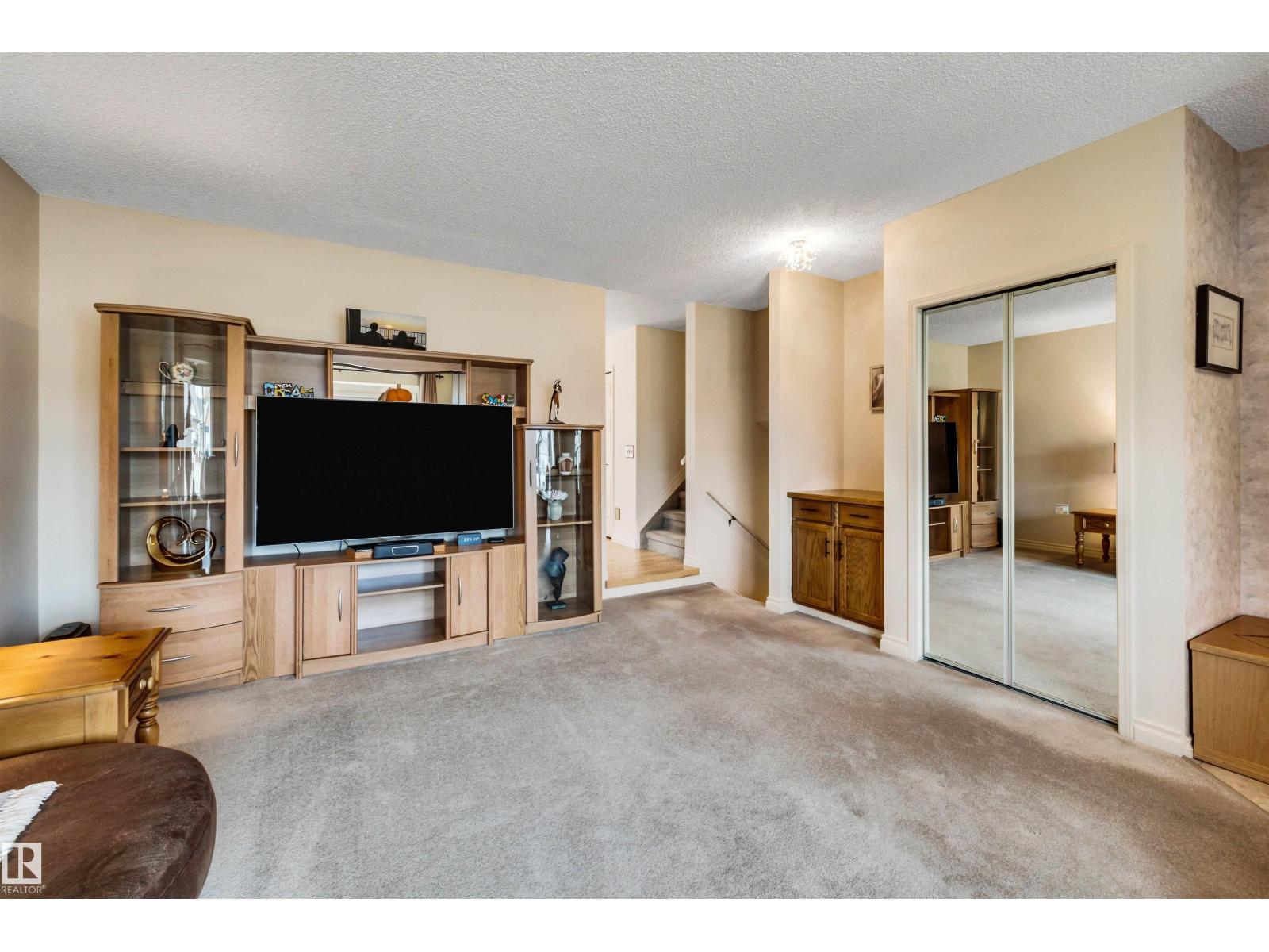 17832 93 St Nw Property Photo 5