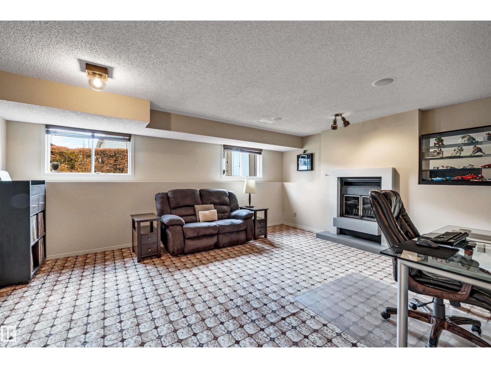 17832 93 St Nw Property Photo 22
