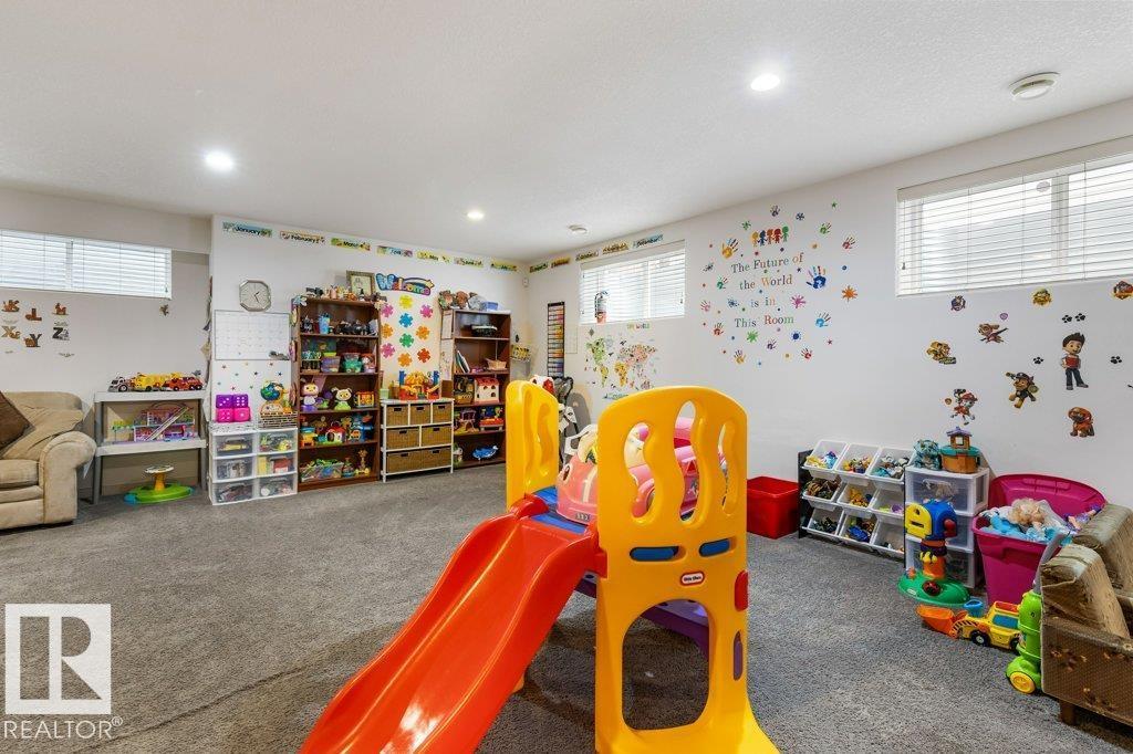 29 Newgate Wy Property Photo 30