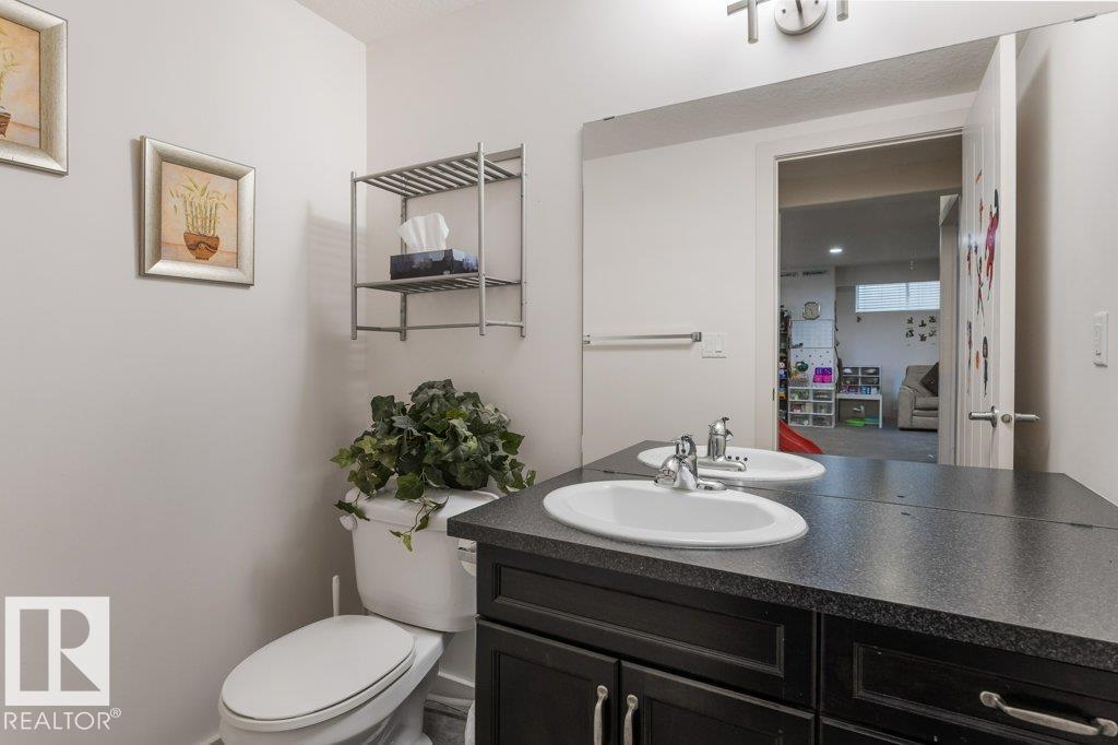 29 Newgate Wy Property Photo 36