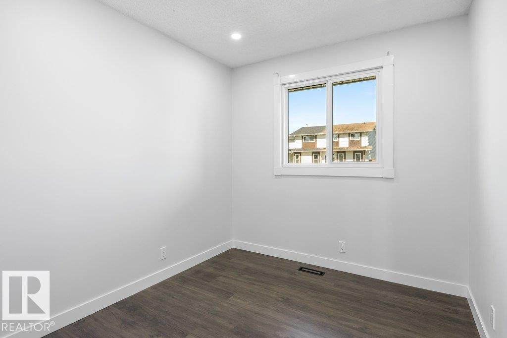 2311 146 Av Nw Property Photo 20