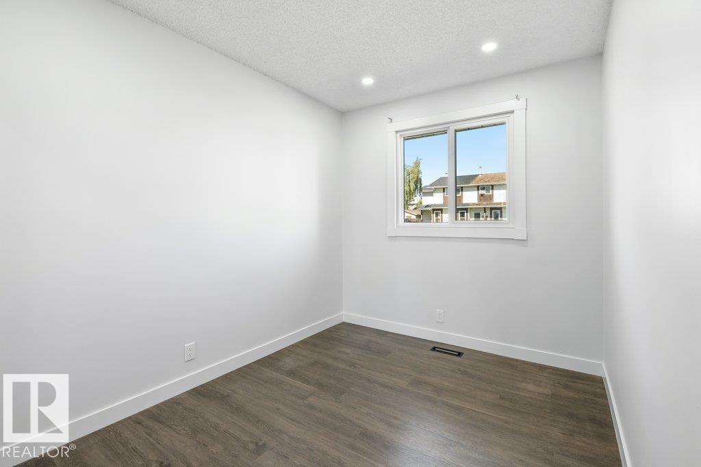 2311 146 Av Nw Property Photo 21