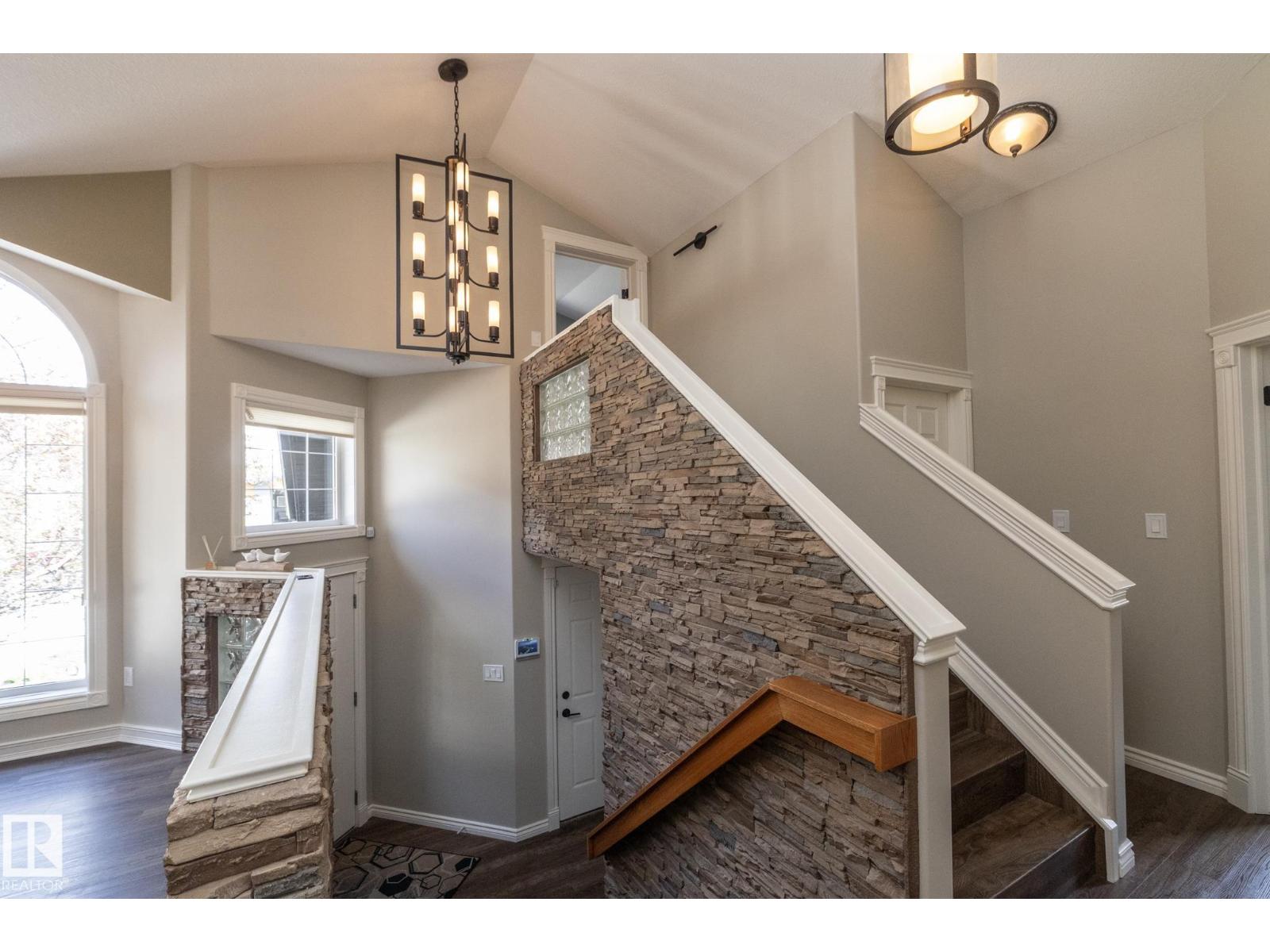 10416 148 St Nw Property Photo 7