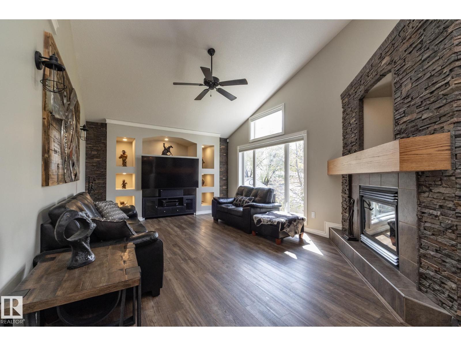 10416 148 St Nw Property Photo 14