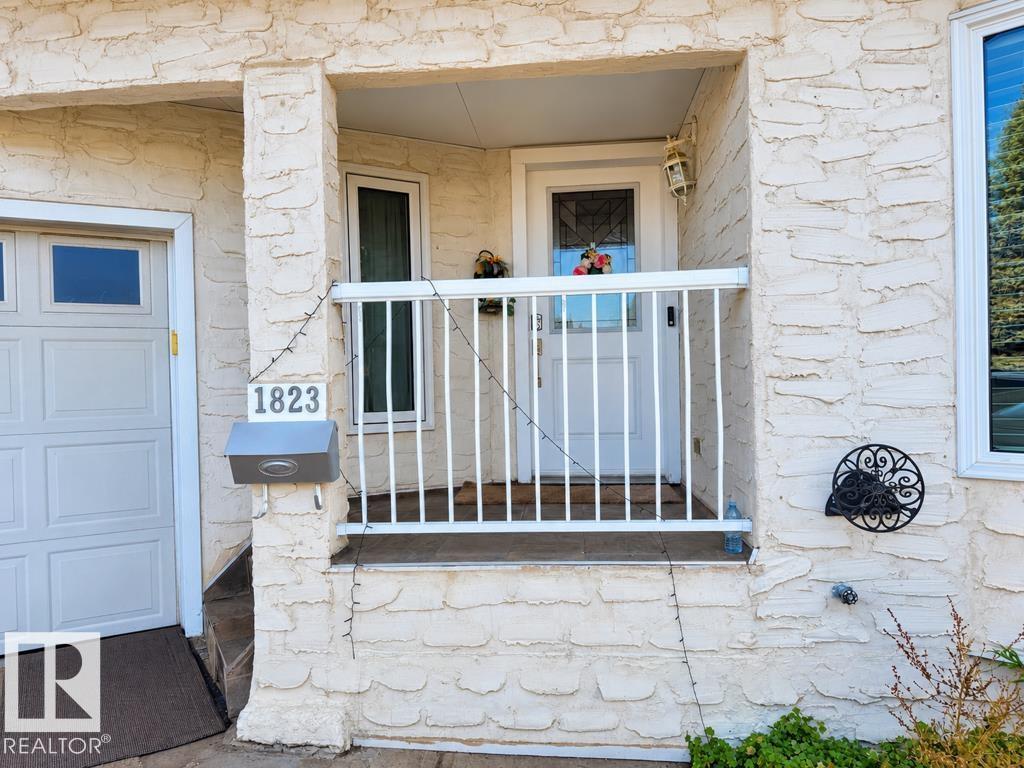 1823 45 St Nw Property Photo 6
