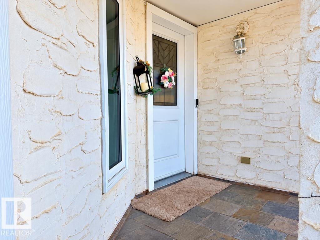 1823 45 St Nw Property Photo 7