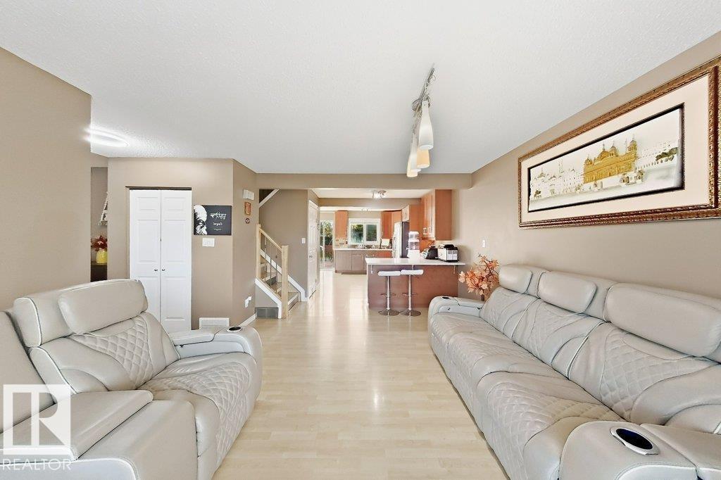 1823 45 St Nw Property Photo 21