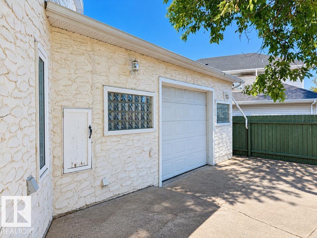 1823 45 St Nw Property Photo 50