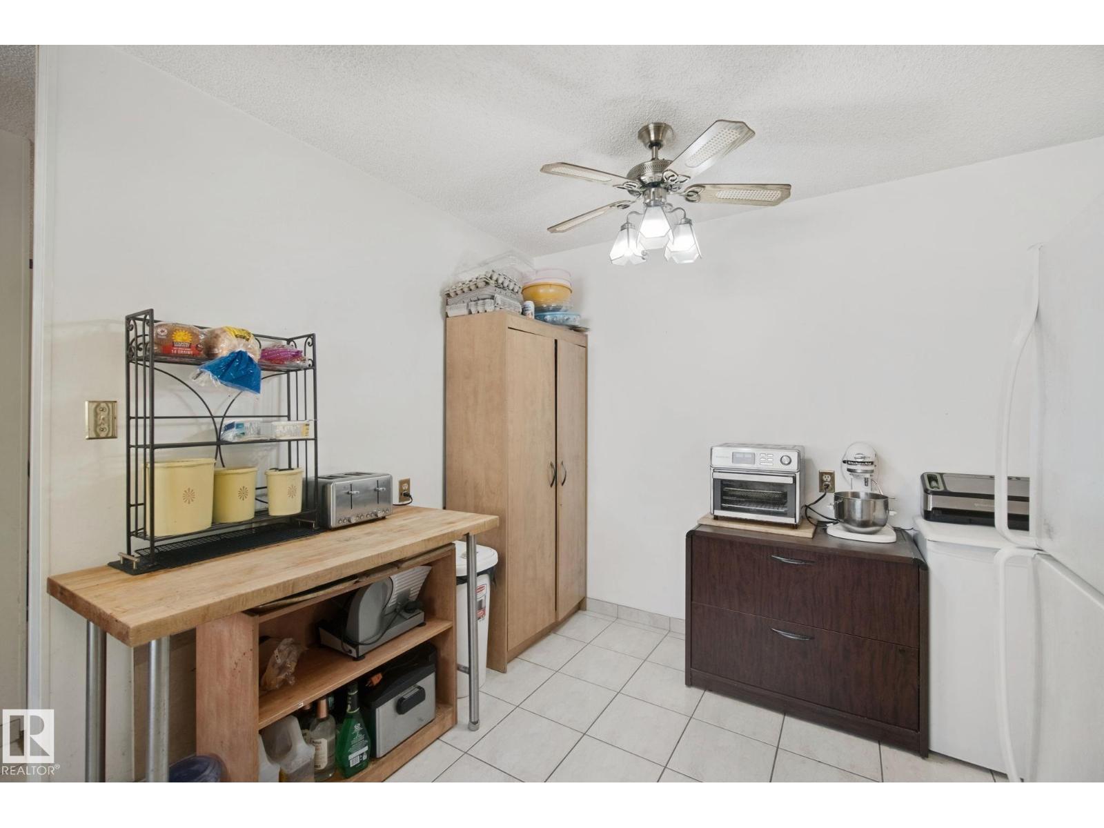 10824 35 Av Nw Property Photo 16