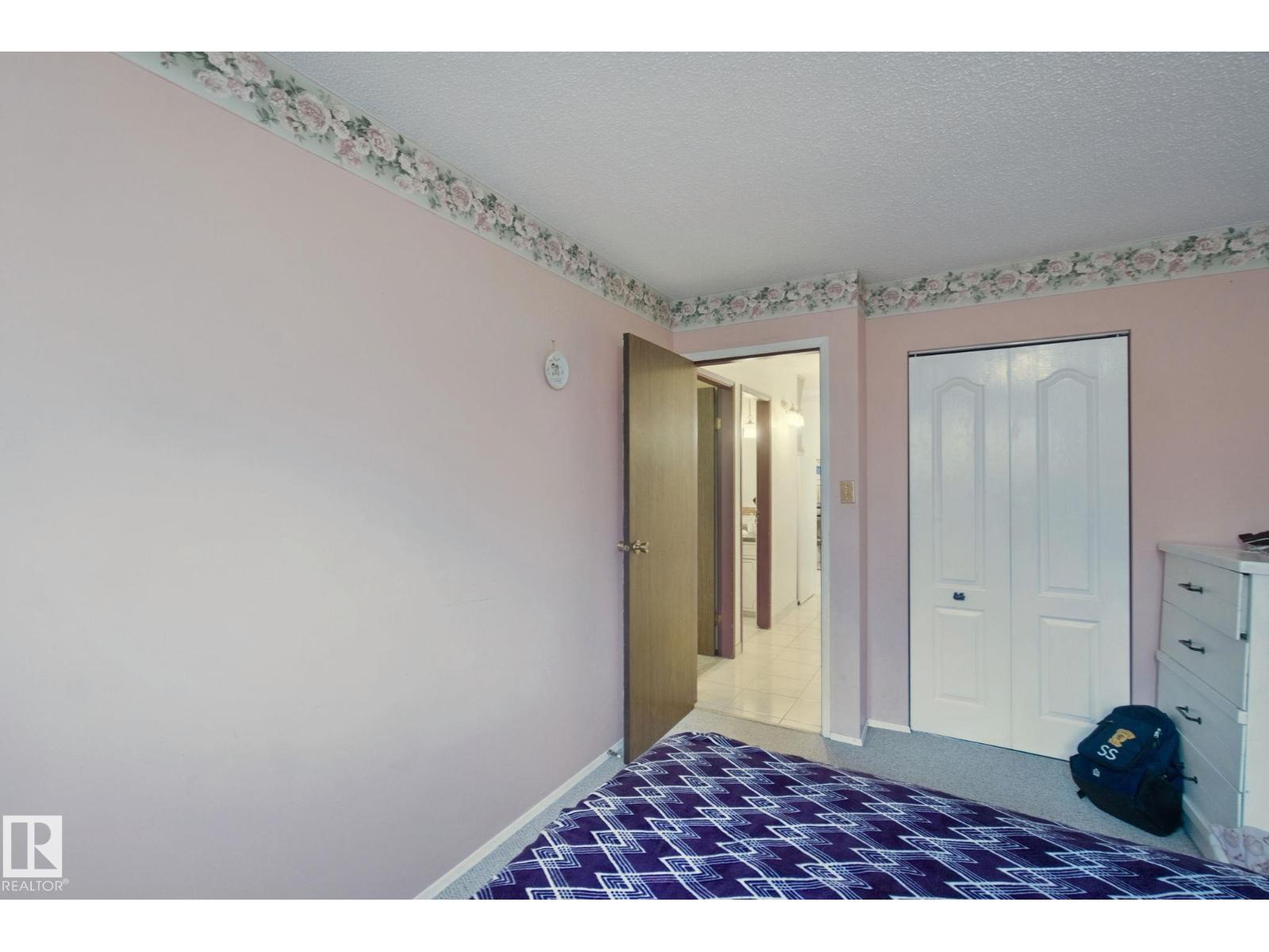 10824 35 Av Nw Property Photo 19
