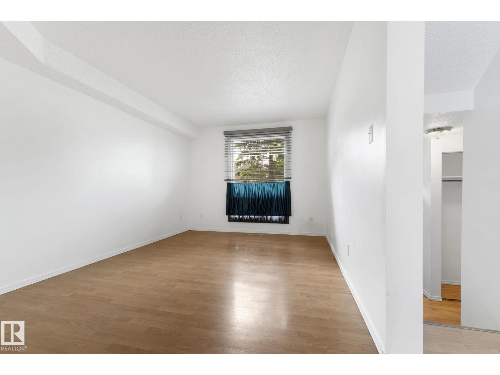 3122 142 Av Nw Property Photo 5