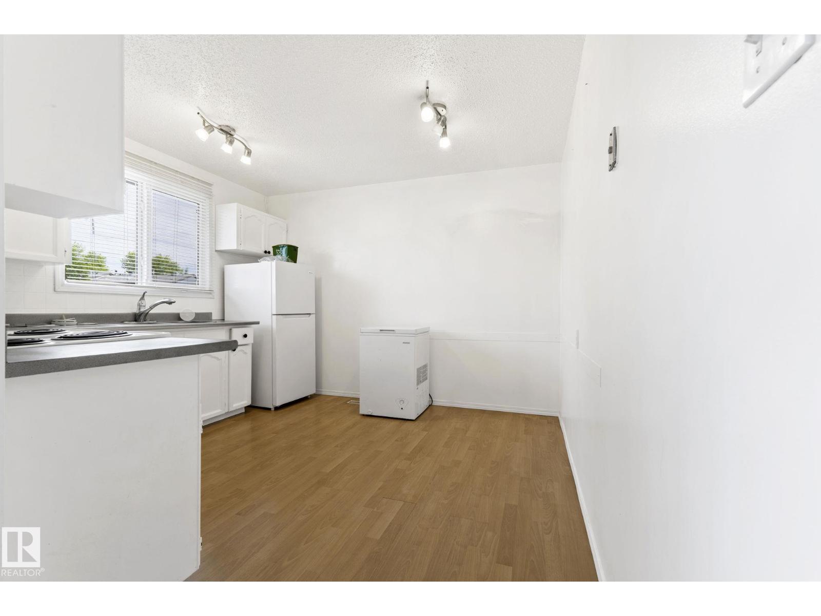 3122 142 Av Nw Property Photo 10